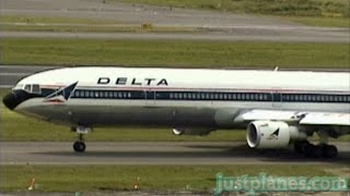 Delta MD11s at Portland 1997 [upl. by Zechariah779]