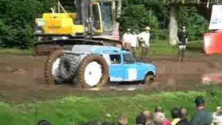 Course dans la boue  Renault 4L R4  Partie 2 [upl. by Baggott]