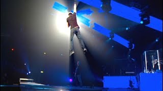 Enrique Iglesias  Tired of being sorry live [upl. by Gaultiero]