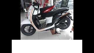 Tampilan baru honda scoopy sporty white 2018 [upl. by Grochow]