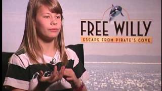 Bindi Irwin Interview for FREE WILLY ESCAPE FROM PIRATES COVE [upl. by Volnak]