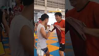 How To Muay Thai Elbow With Legend Karuhat Sor Supawan Somrak Khamsing [upl. by Sharla]