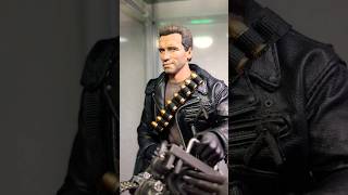 Hot Toys terminator figures16 custom Schwarzenegger Head t800 t1000  Sarah Connor collection [upl. by Eatnuahc]