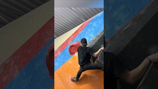 Rough of the hands bouldering funnyclips climbing success fitness gym gymmotivation gymlife [upl. by Sasnak]