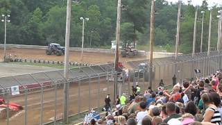 2013 Hagerstown Speedway Monster Jam Wheelie Competition Grave Digger [upl. by Jolie]