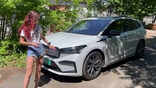 Monika Chochlíková wwwautoazenask Škoda Enyaq Sportline iV 80x [upl. by Aihsaei]