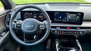 New KIA SORENTO FACELIFT 2024  INTERIOR details new INFOTAINMENT system amp DIGITAL COCKPIT [upl. by Nylcsoj]