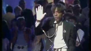 Shalamar  A night to remember  Live  TOTP 1982 [upl. by Reffineg]