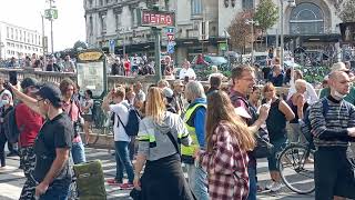 manif gare de Lyon [upl. by Rozanne]