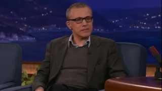 OscarGewinner Christoph Waltz total lustig  Der Witz der Woche Onkel Bernis Butze [upl. by Carmencita]