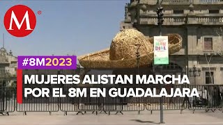 En Guadalajara colocan vallas para proteger inmuebles previo a la marcha 8M [upl. by Nikolos]