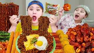 MUKBANG FRIED CHICKEN AND BLACK BEAN NOODLES EATING SOUND by HIU 하이유 [upl. by Jesse]