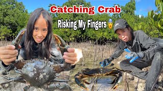 Catching Giant Mud Crab In the Remote Area In Siargao IslandCatch And Cook [upl. by Lucey]