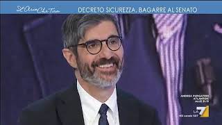 Borgonovo vs Riotta Dici che gli italiani sono imbecilli sei emblema dei media italiani [upl. by Sharline]