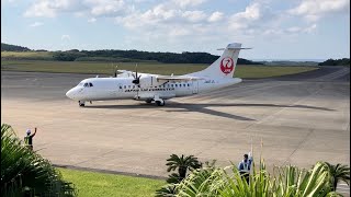 警備員も手を振ってくれる「種子島空港」プロペラ機の離陸 [upl. by Sethrida125]