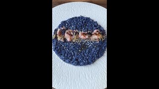 💙 RISOTTO BLU con TARTARE di GAMBERI e CIOCCOLATO semplicemente spettacolare🤤 Shorts [upl. by Kelsi]