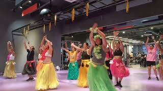 Polynesian dance fitness with coach Lito [upl. by Magdala]