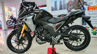 2024 Honda CB200X  Walkaround Review  2024 Honda CB200X  Pearl Nightstar Black [upl. by Psyche]