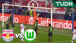 ¡QUÉ ATAJADA Adeyemi por poco marca  RB Salzburg 11 Wolfsburg  Champions League 2122 J3  TUDN [upl. by Anihc]