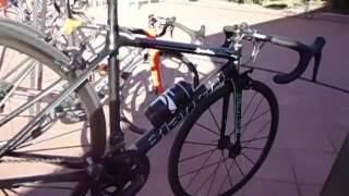 Bianchi Specialissima CV e Lightweight Gipfelsturm Schwarz [upl. by Chimene191]