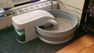 PetSafe Simply Clean Litter Box 20 Problems [upl. by Ralfston149]