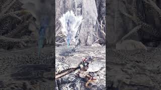 I GOT KICKED TO THE SKY BY KIRIN IN MHW【モンスターハンターワールド】 [upl. by Sikes48]