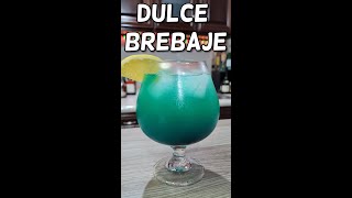 ¿Cómo Preparar el Cóctel DULCE BREBAJE 🍹  Cocteles para HALLOWEEN  Shorts [upl. by Foley221]