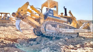 Komatsu D155A Bulldozer Ripping In Hard Rock [upl. by Ymarej]