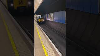 Tyne and Wear Metro 4019 arriving at Monument for Airport [upl. by Rheingold]