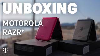 Motorola Razr Unboxing 5G Flip Phone in Viva Magenta  TMobile [upl. by Rep888]