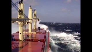 Rough Seas On a Handy Max bulker In south Pacific [upl. by Harrison]