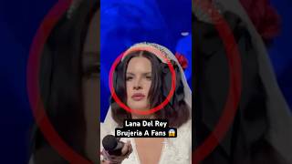 Lana Del Rey Hace Brujeria A Fans En Mexico… [upl. by Nnewg]