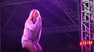 CL 2NE1 at Jakarta WTF 2016 FANCAM [upl. by Lemrahc]