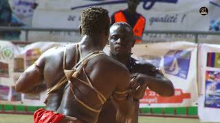 Tidiane Faye vs keweul combat de guerrier [upl. by Erlene360]