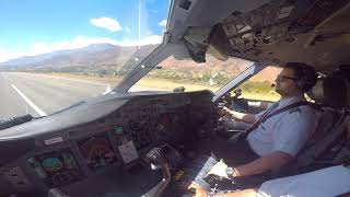 Dash 8 Q400 Landing Huánuco Peru SPNC [upl. by Thirzi]