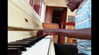 piano Christian Abolo play Menuet in Gminor JS Bach [upl. by Natlus881]