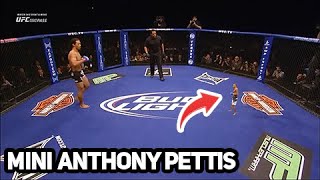 mini Anthony Pettis cage kick vs Benson Henderson [upl. by Neral]