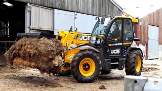 JCB 53260 AgriSuper Loadall Telehandler REVIEW [upl. by Ailido388]