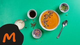 Décorer une soupe – Astuces cuisine Migusto [upl. by Enymsaj999]