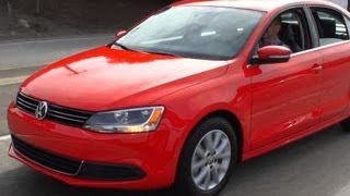 Car Tech  2014 Volkswagen Jetta SE [upl. by Moore338]