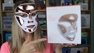 Handson review Dr Dennis Gross LED FaceWare Pro LED light therapy mask [upl. by Piane]