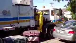 Glendale Environmental Services  Autocar Xpeditor Wayne Curbtender [upl. by Nylyak]