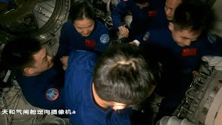 Shenzhou19 hatch opening [upl. by Pavyer]