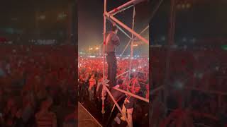 Atif Aslam Magical Night 20 quot Hum Kisi Gali Jaa Rahe Hain quot pillar supporting performance [upl. by Marcoux]