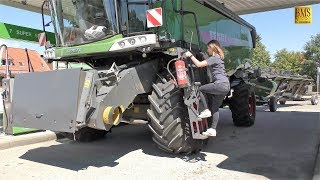 Mähdrescher Fendt 8410 P Agravis Technik Vorführung Getreideernte 2018 new combine harvester wheat [upl. by Atiuqer748]