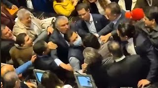 PELEA EN EL SENADO CULPAN AL SENADOR ADÁN AUGUSTO [upl. by Lilllie]