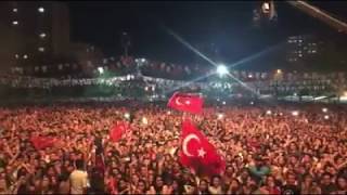 Sıla Konser  İzmir Marşı 09092017  httpshabergalerisicom [upl. by Wivinah785]