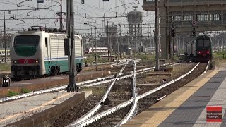 Locomotiva E 402b 155 xmpr nel tronchino della stazione di Milano CentraleTreniMisterJazz [upl. by Aisac]