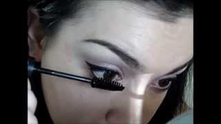 How I Apply Mascara To My Lower Lashes [upl. by Dnomed612]