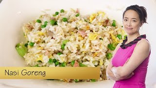 Zelf thuis Nasi Goreng bakken [upl. by Retsev826]